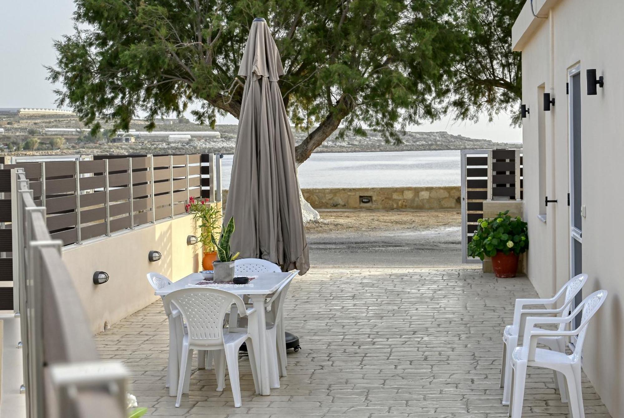 Baloma Apartment Фаласарна Екстериор снимка